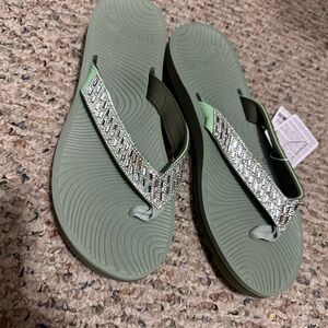 KuaiLu Women's Yoga Flip Flops Arch Support Thong Sandals Non-Slip Size 8.5